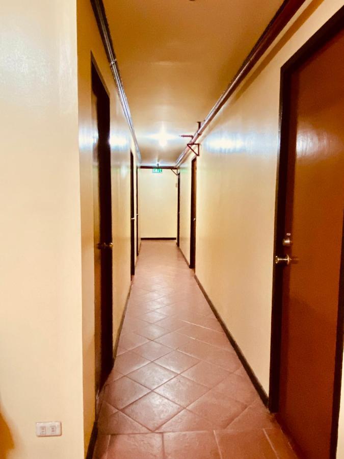 Achievers Dormitory Cebu Eksteriør billede